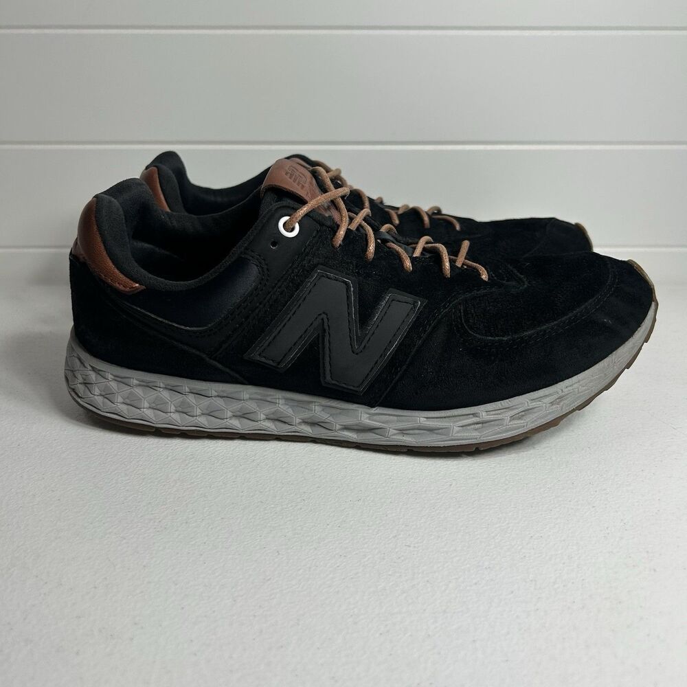New Balance 574 Men’s 10.5 D Black Low Top Lace-Up Athletic Sneakers